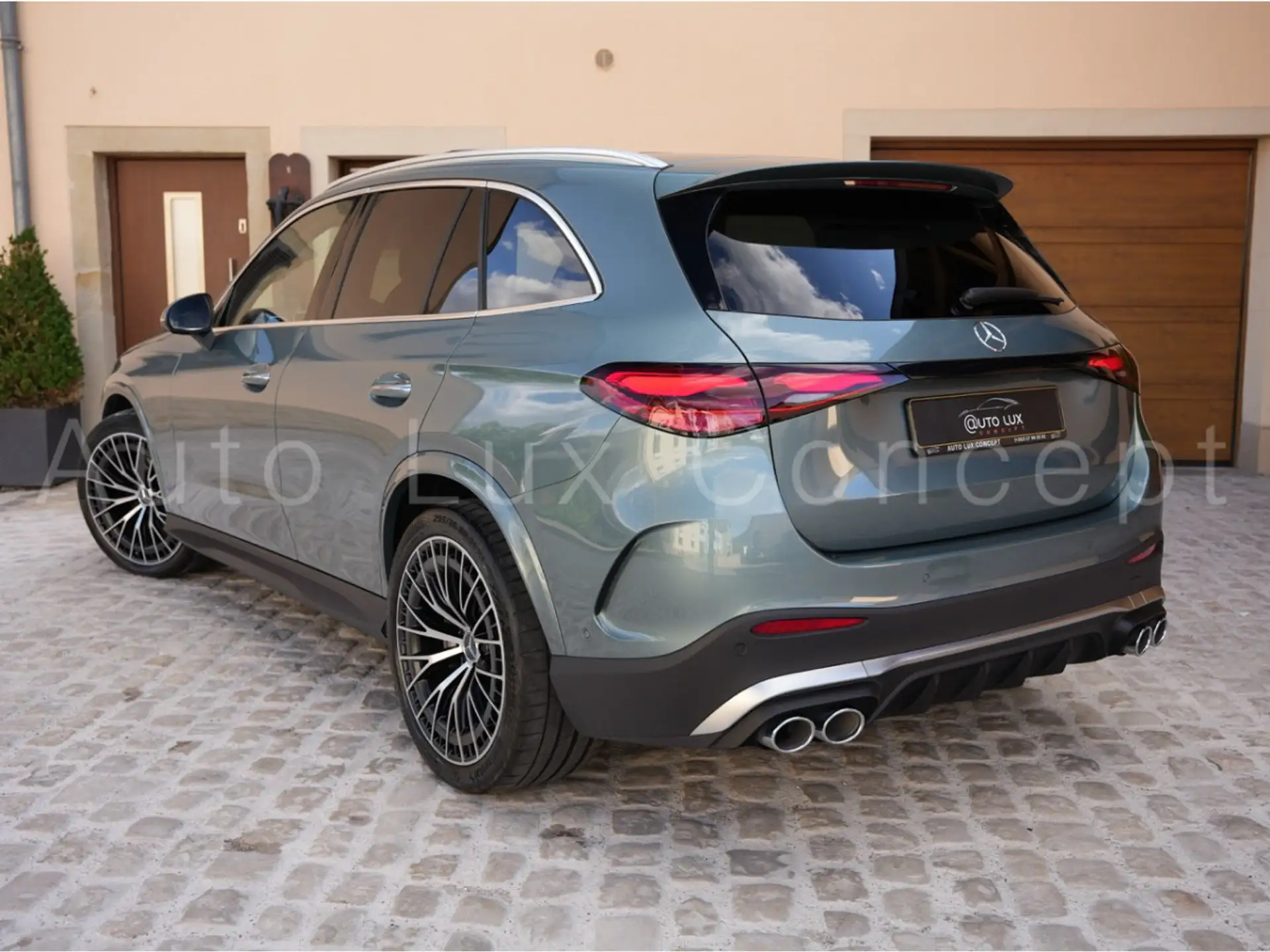 Mercedes-Benz GLC GLC 43 AMG 2025 실버 사진 4