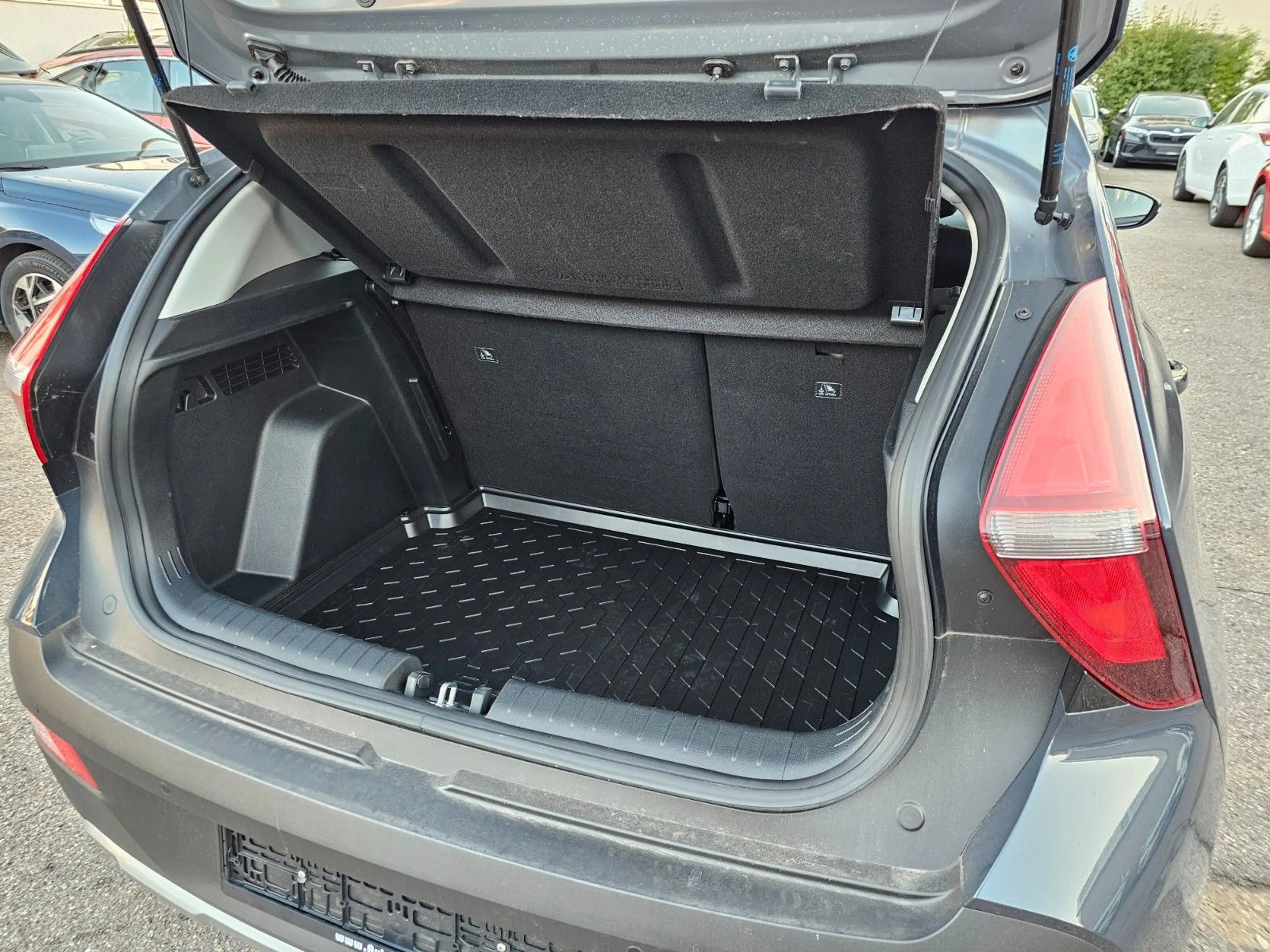 Hyundai BAYON Bayon Smart 1,0 T-GDI DCT — photo 12