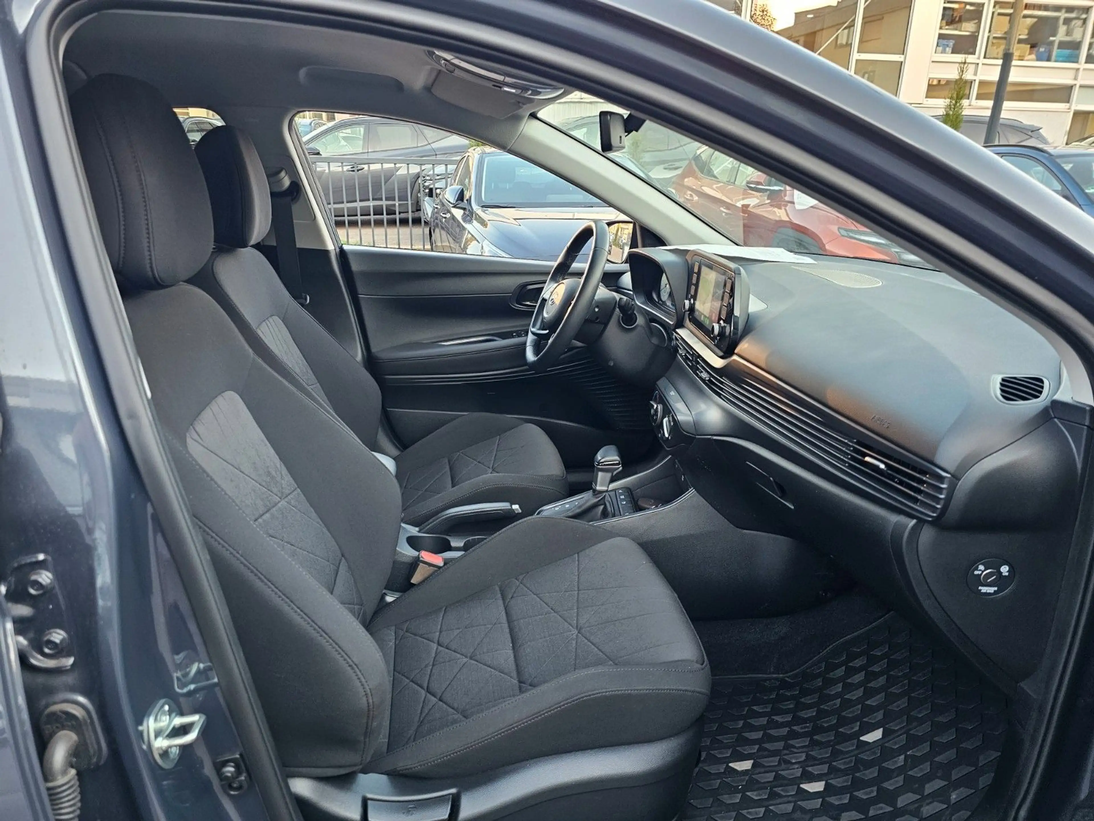 Hyundai BAYON Bayon Smart 1,0 T-GDI DCT — photo 14