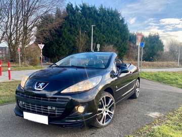 207cc Cabrio *Black & White* Edition superbe état +Entretenue