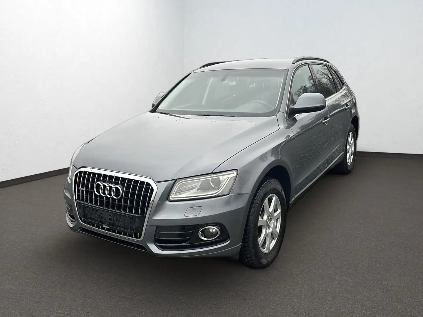 Audi Q5 2.0 TDI  quattro*Xenon*SHZG*Navi*Scheckheft* Grau - 1