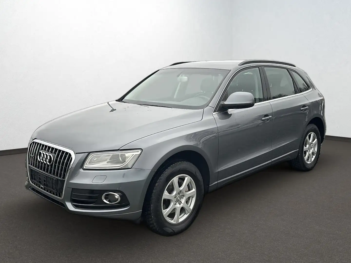 Audi Q5 2.0 TDI  quattro*Xenon*SHZG*Navi*Scheckheft* Grau - 2