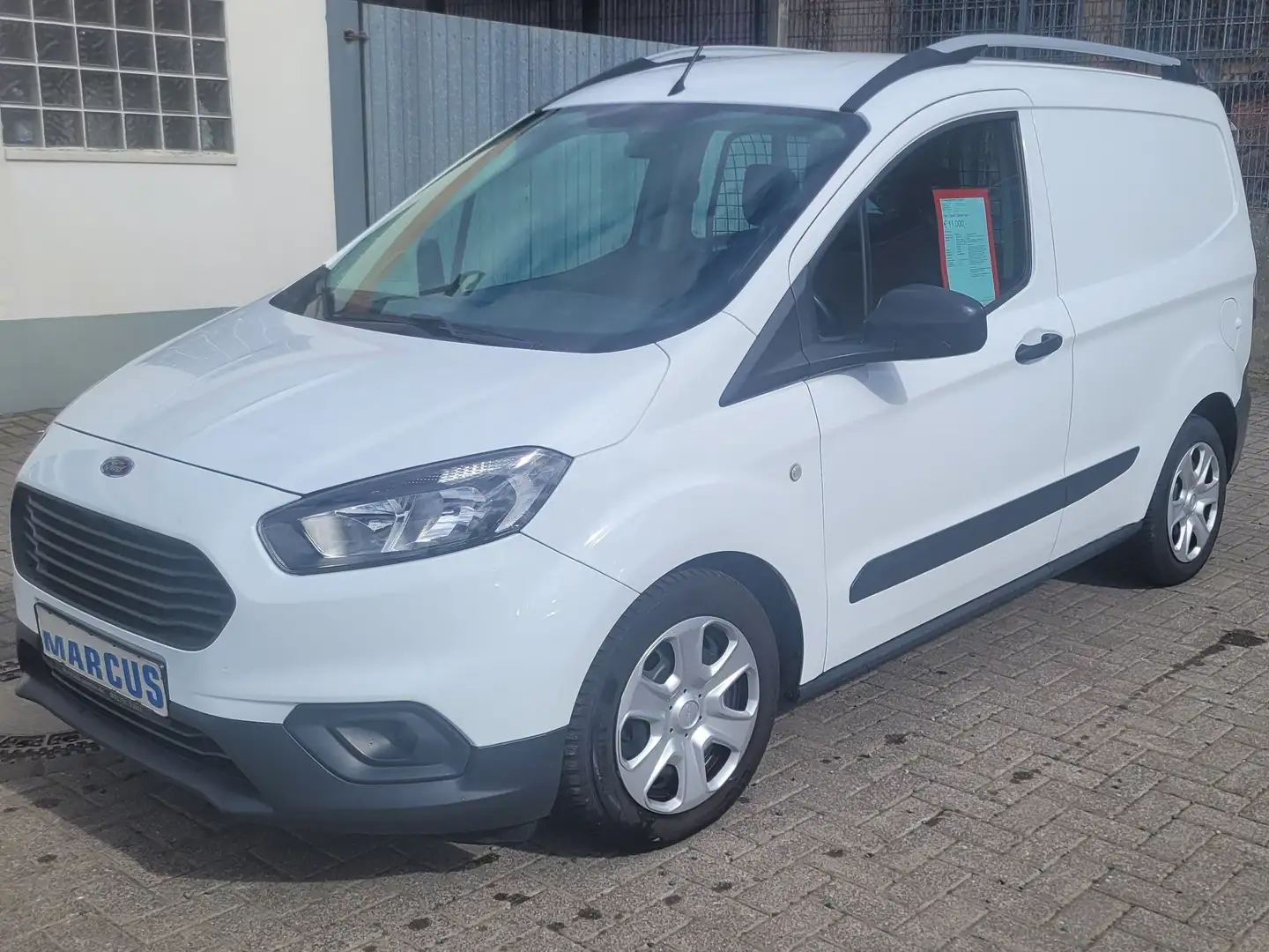 Ford Transit Courier Trend Weiß - 1