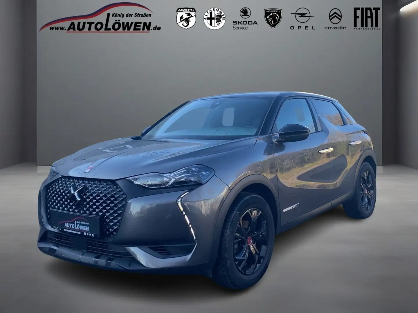 DS Automobiles DS 3 Crossback 1.2 PureTech 130PS EAT8   Navi Grau - 1