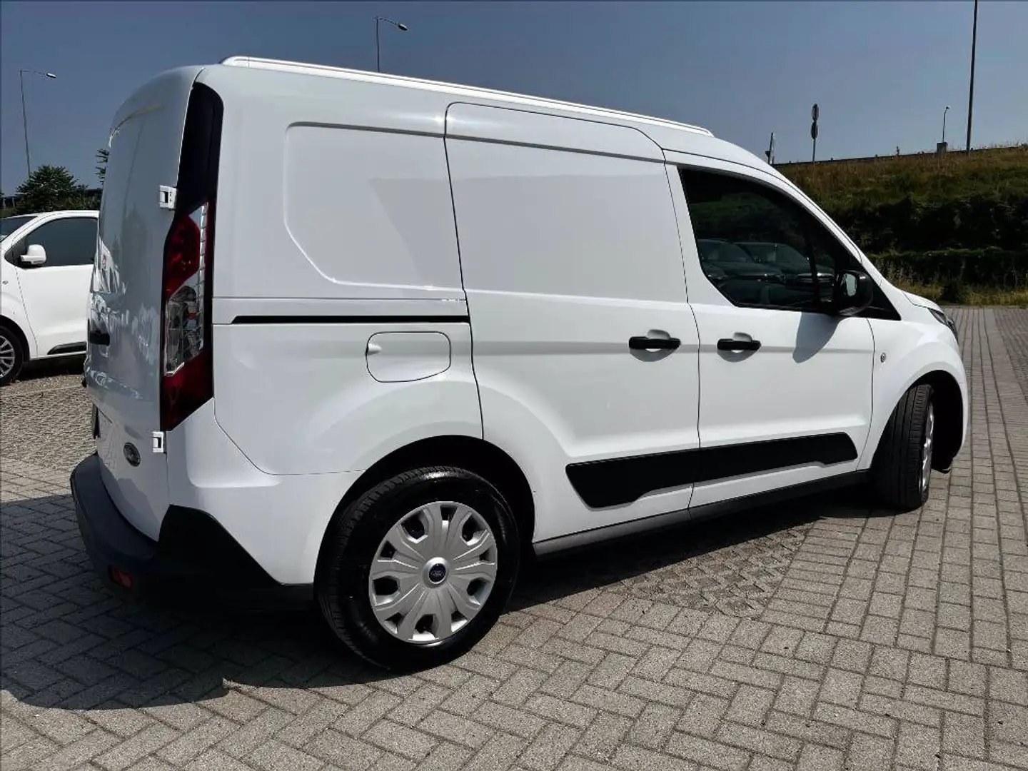 Ford Transit Connect 220 1.5 tdci 100cv Trend L1H1 E6 Weiß - 2