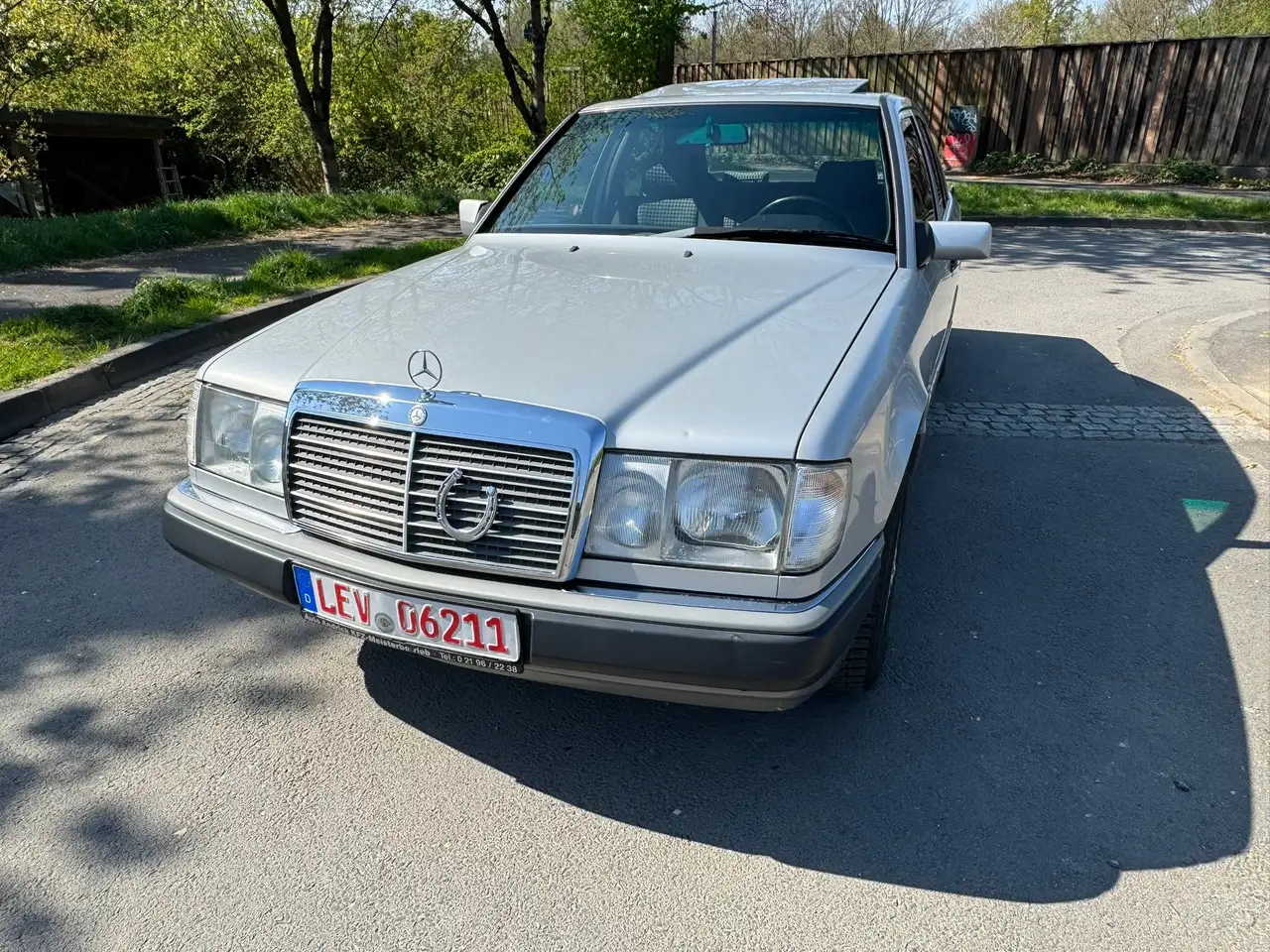 Mercedes-Benz E 260
