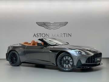 S Volante | Q Interior