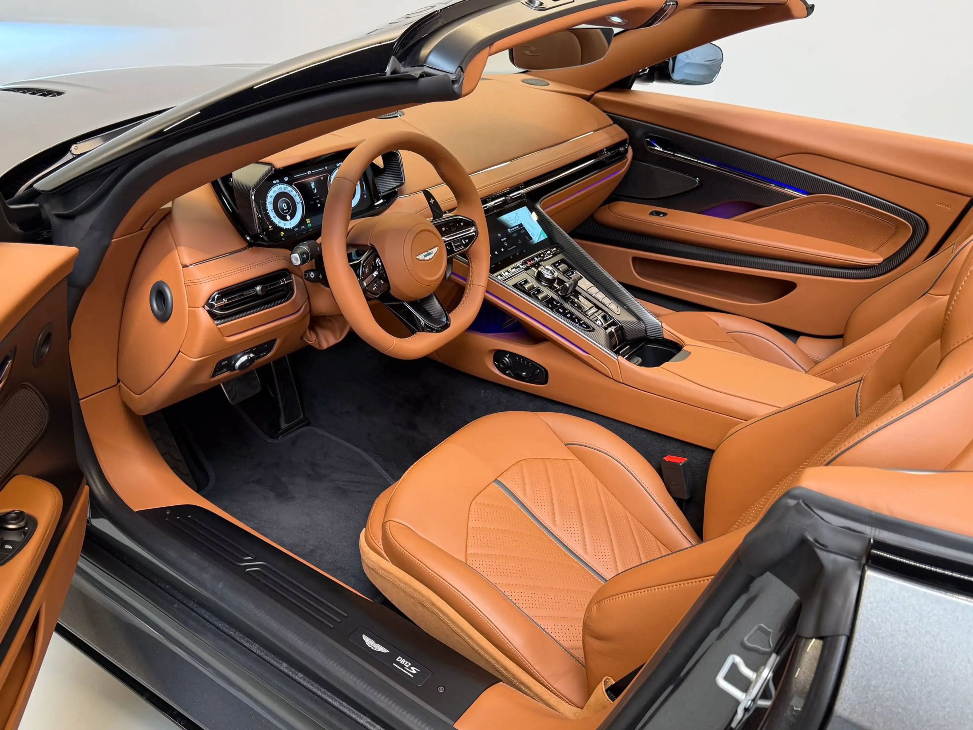 Aston Martin DB12 S Volante | Q Interior — photo 11
