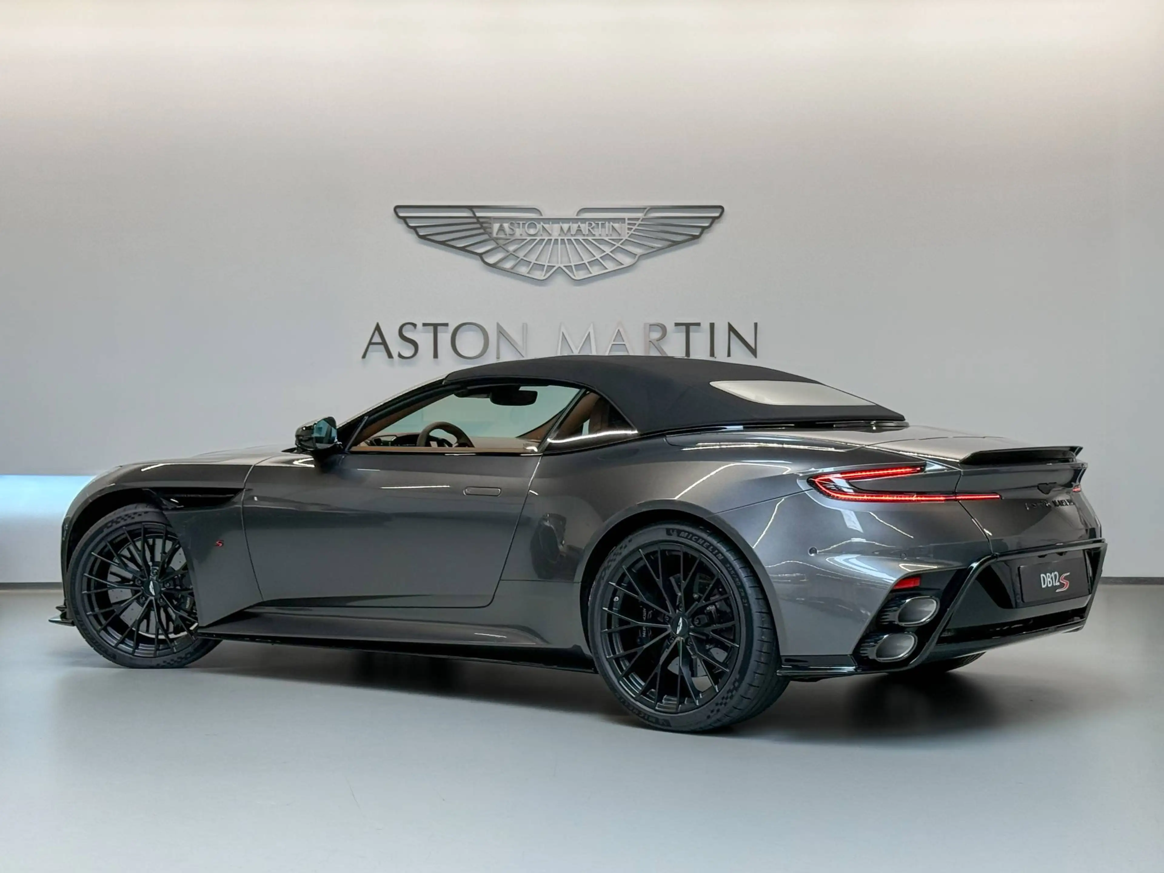 Aston Martin DB12 S Volante | Q Interior — photo 5