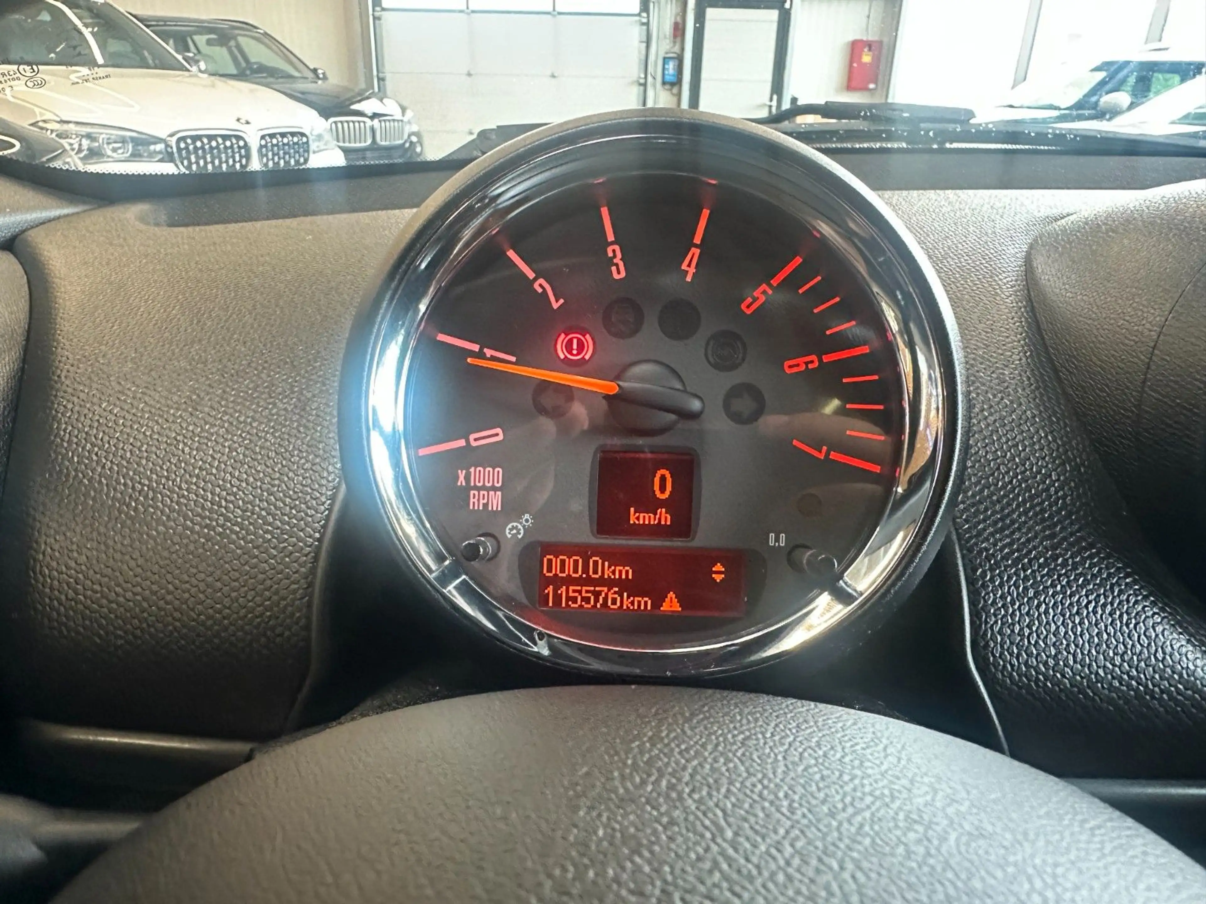 MINI Cooper SD Countryman TEM*NAVI*PDC*PANO*XENON* — photo 13