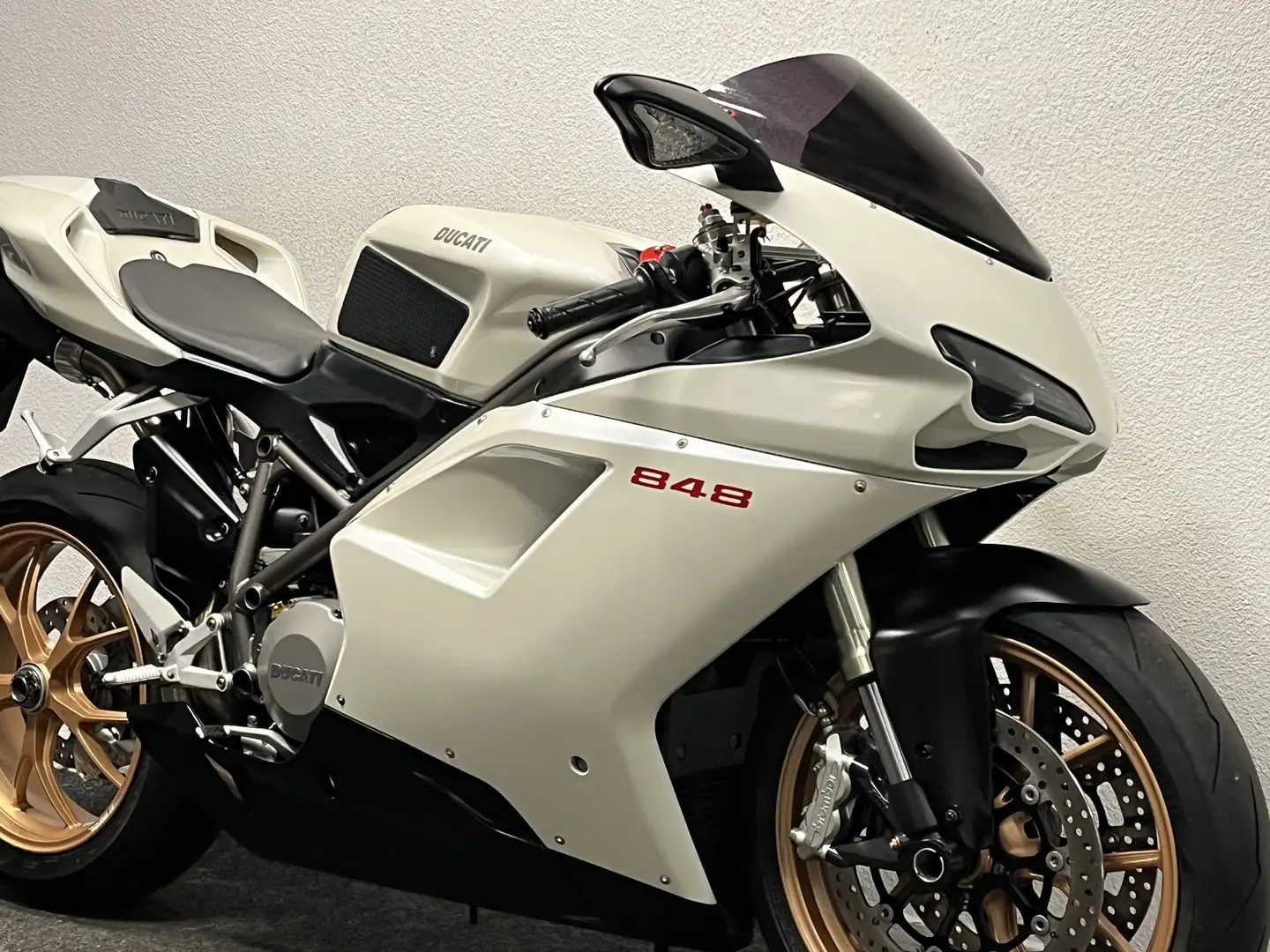 Ducati 848 bijela - 2