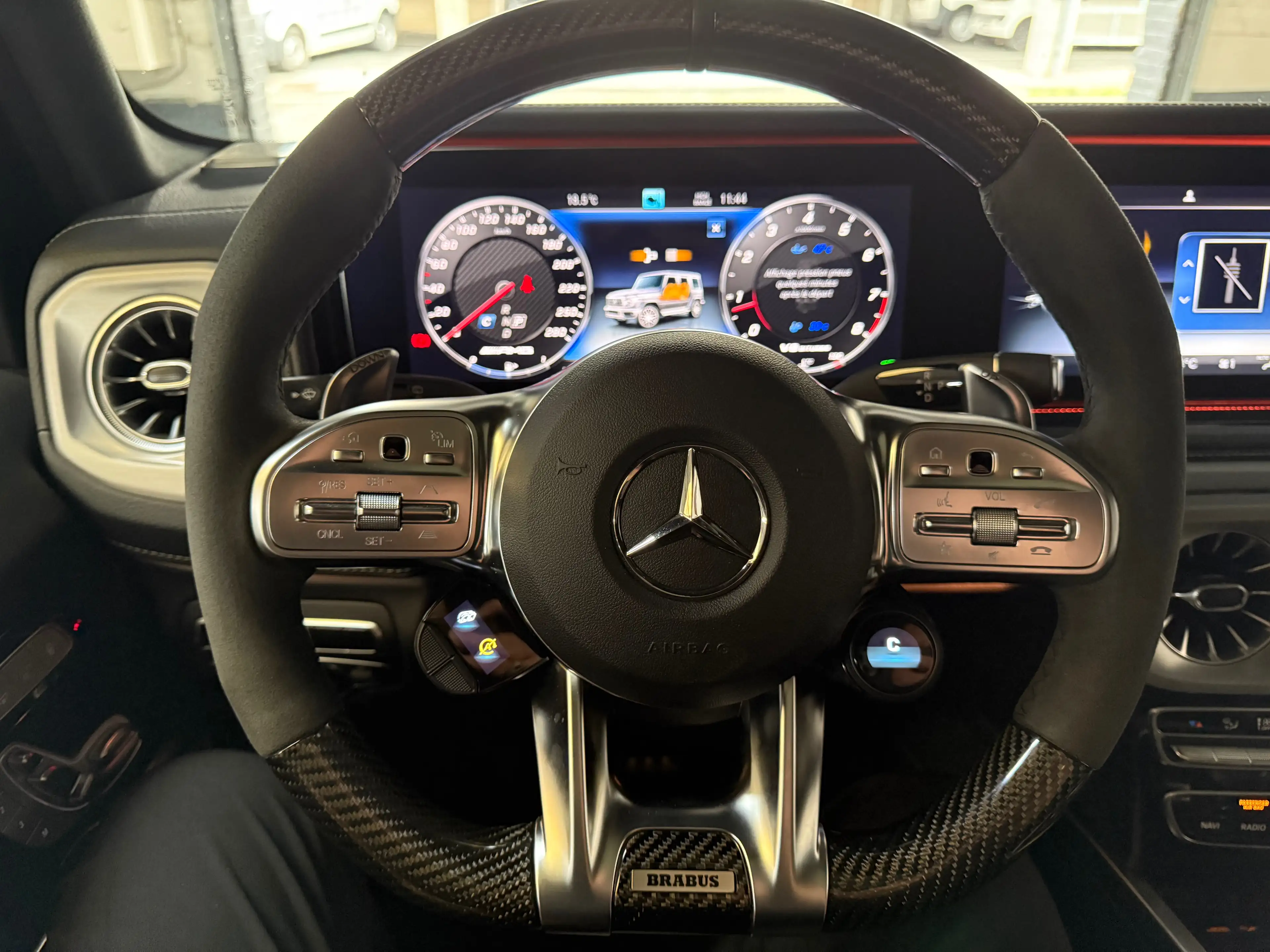 Mercedes-Benz G 63 AMG G 63 AMG (EU6AP) — photo 14