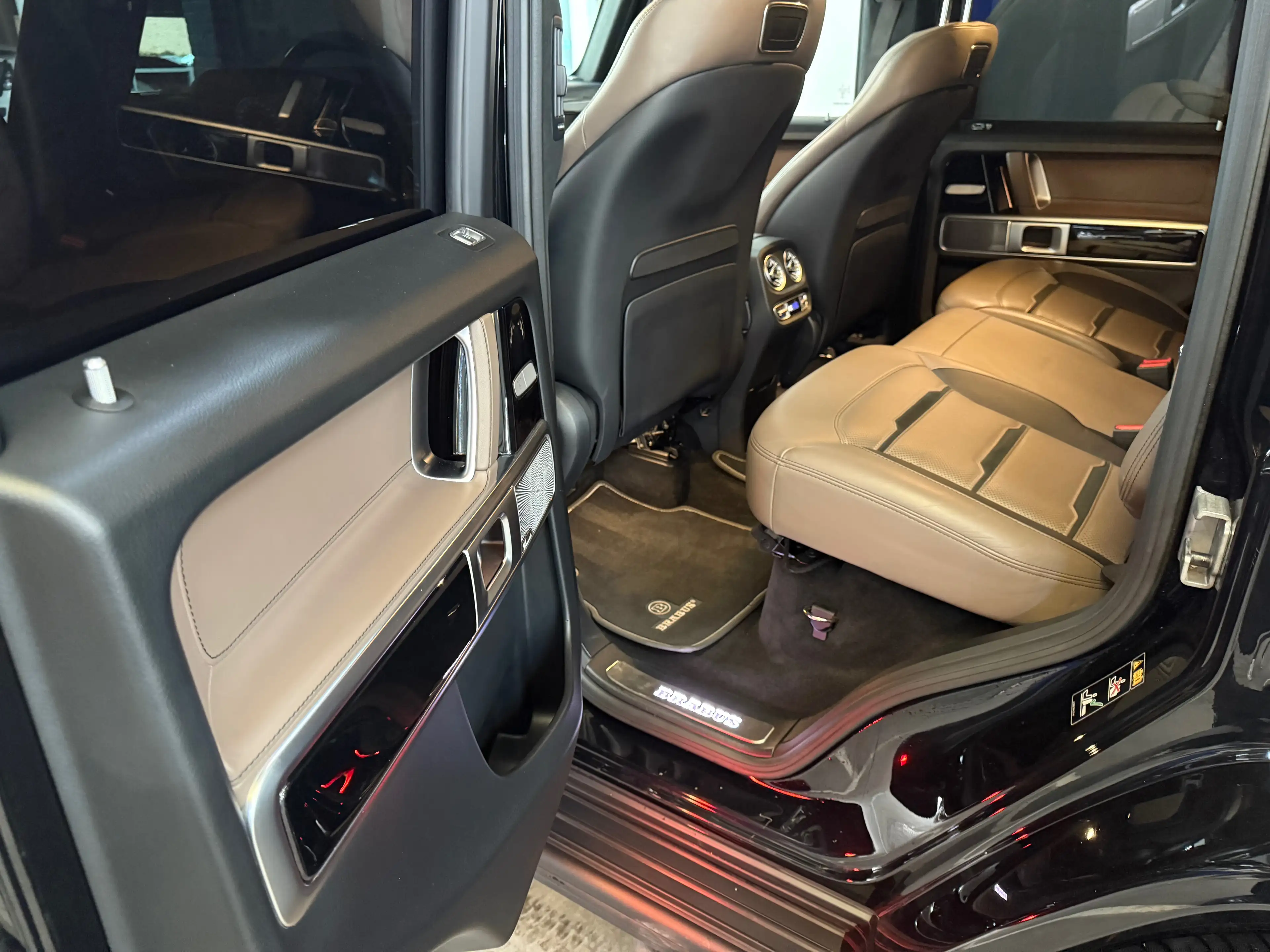 Mercedes-Benz G 63 AMG G 63 AMG (EU6AP) — photo 10