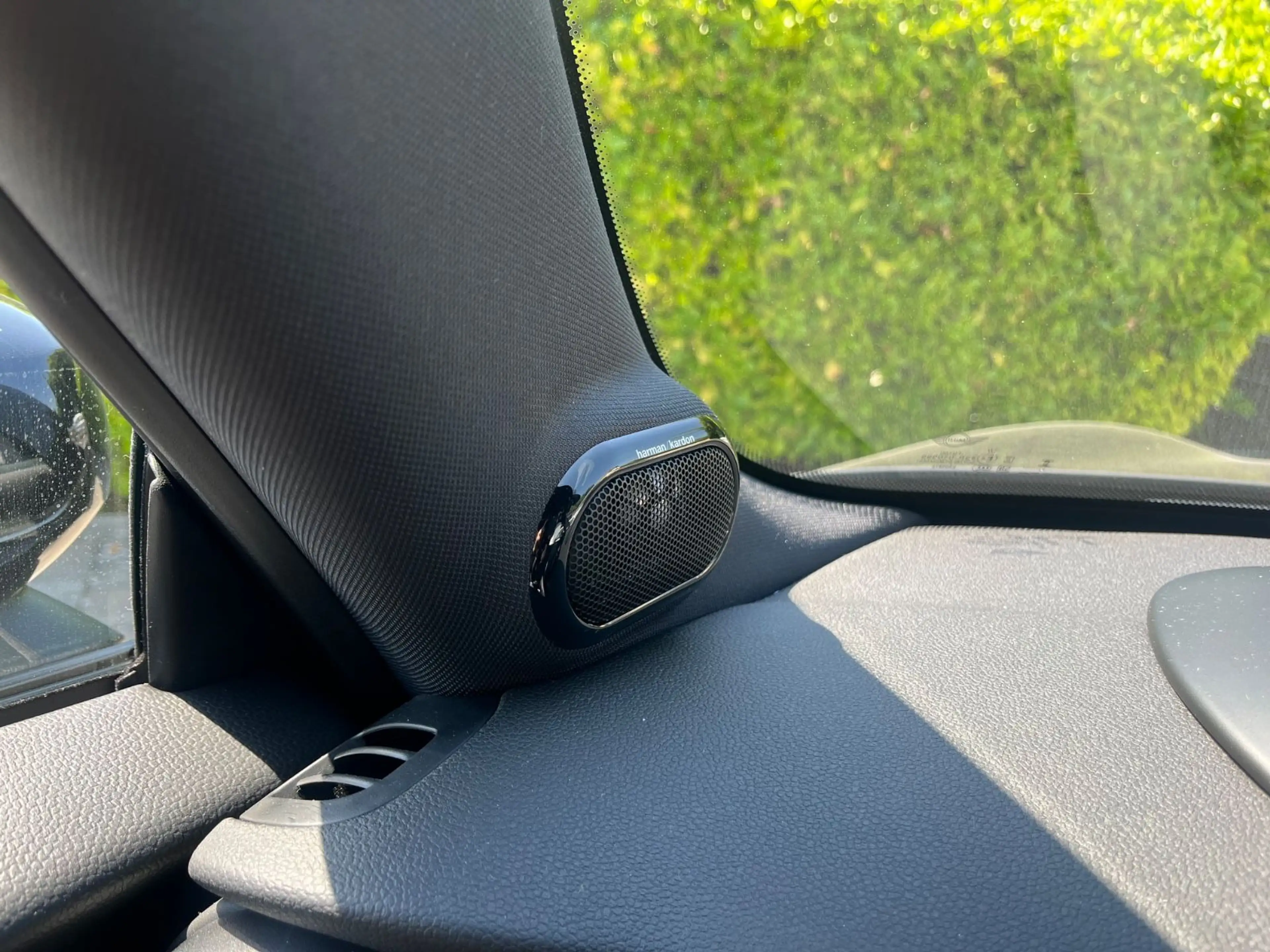 MINI Cooper SE Leder Pano HUD Navi LED KAM H/K 17'' — photo 19
