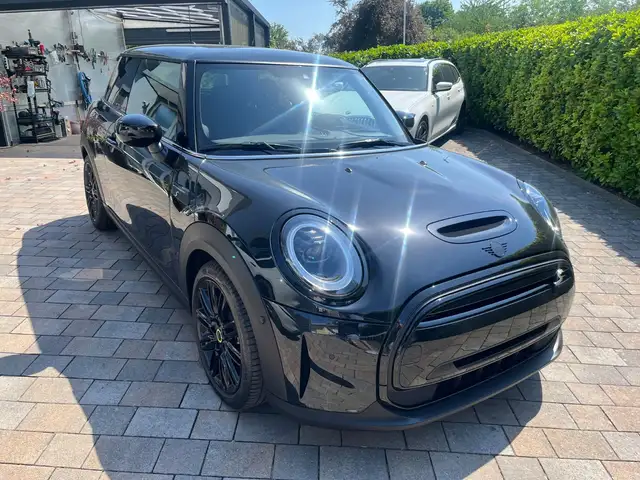 MINI Cooper SE Leder Pano HUD Navi LED KAM H/K 17''