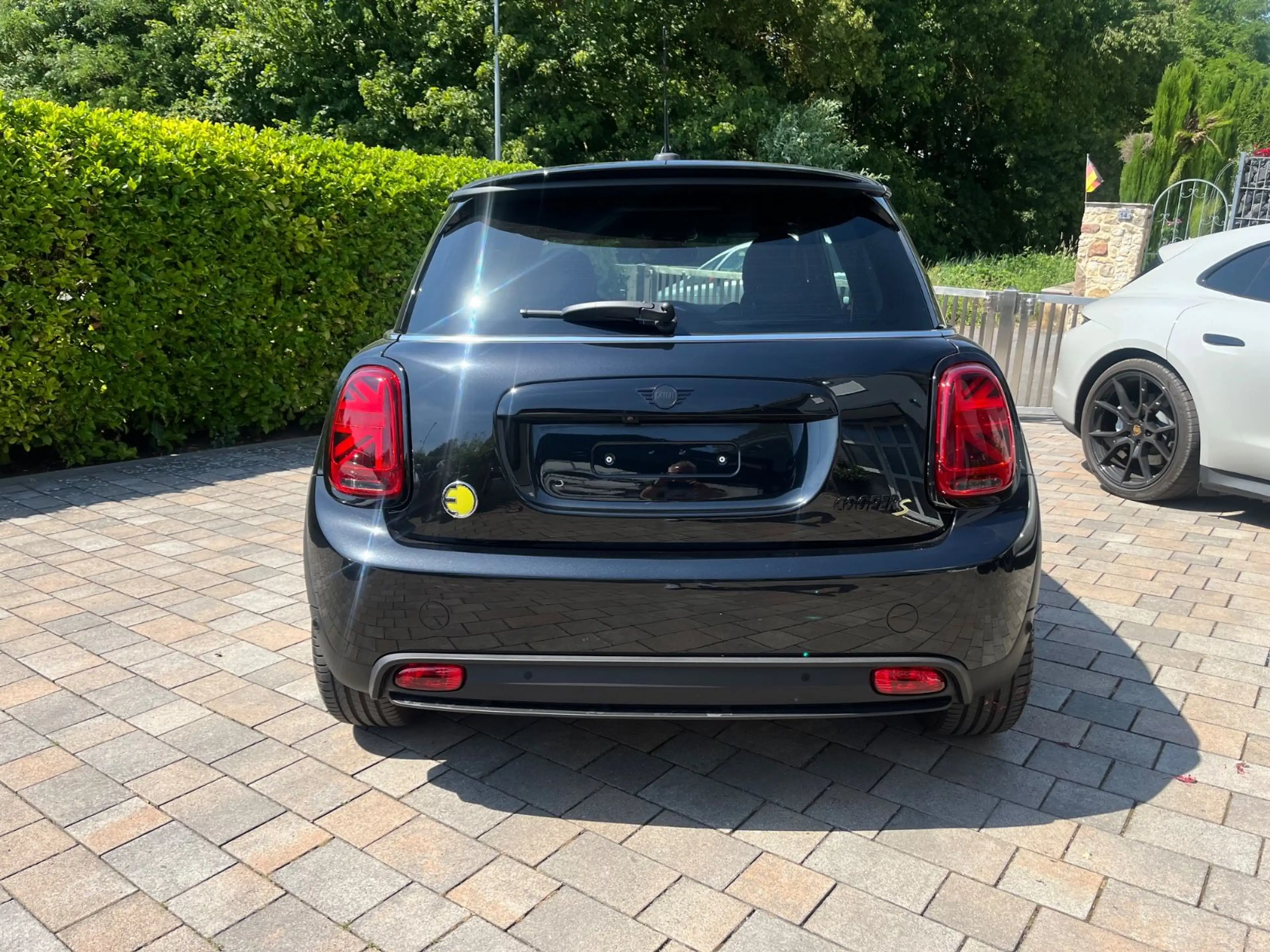 MINI Cooper SE Leder Pano HUD Navi LED KAM H/K 17'' — photo 7