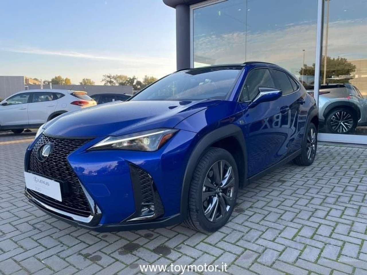 Lexus UX 250h Hybrid Design