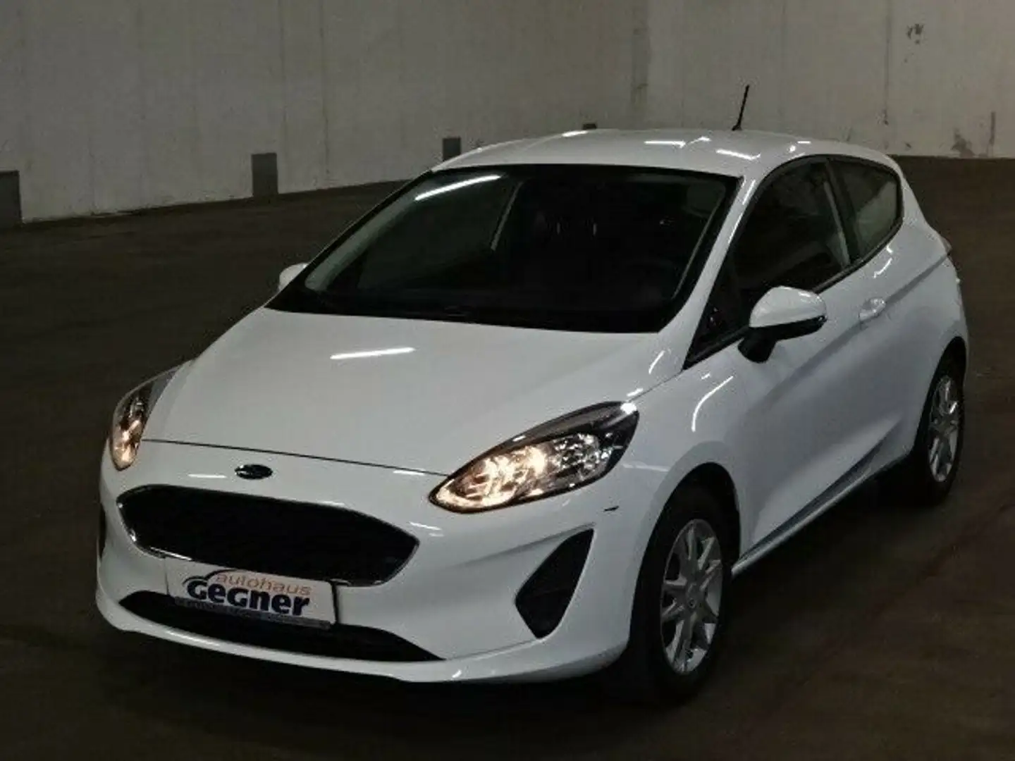 Ford Fiesta 1.1 Trend Cool & Sound 3-Türer eCall Weiß - 2