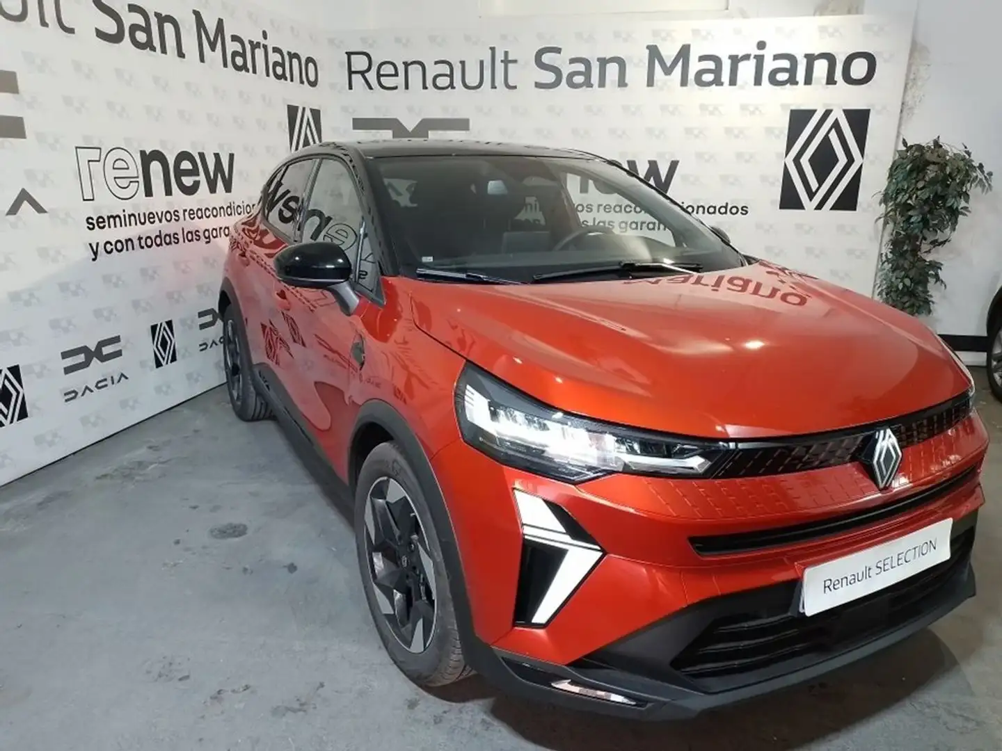 Renault Captur Techno Rouge - 2