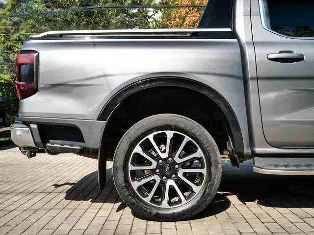 Ford Ranger view 13