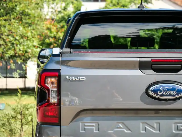 Ford Ranger view 9