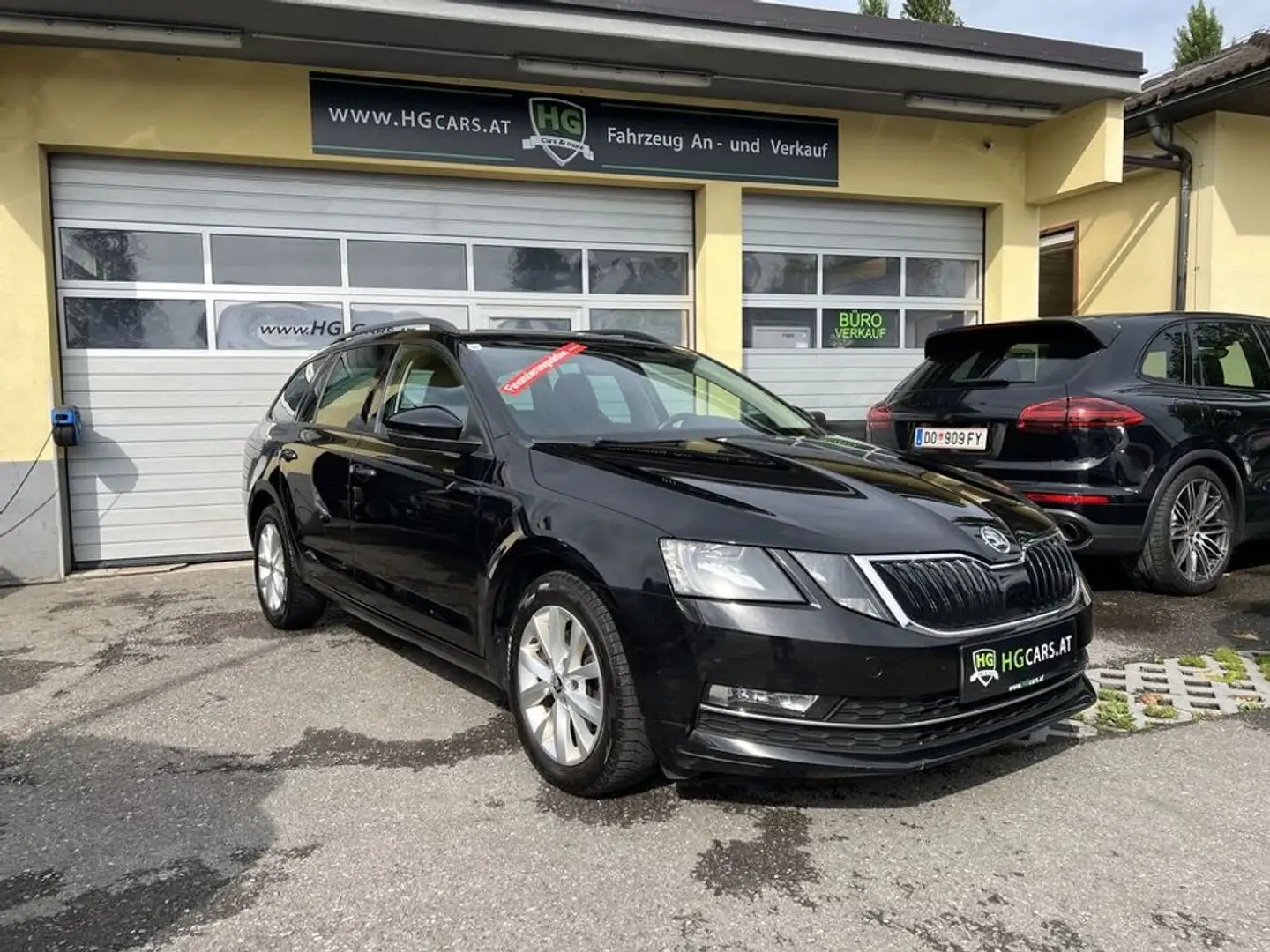 Skoda Octavia Style 2,0 DSG*PDC*NAVI*Klima*Sitzheizung* Noir - 2