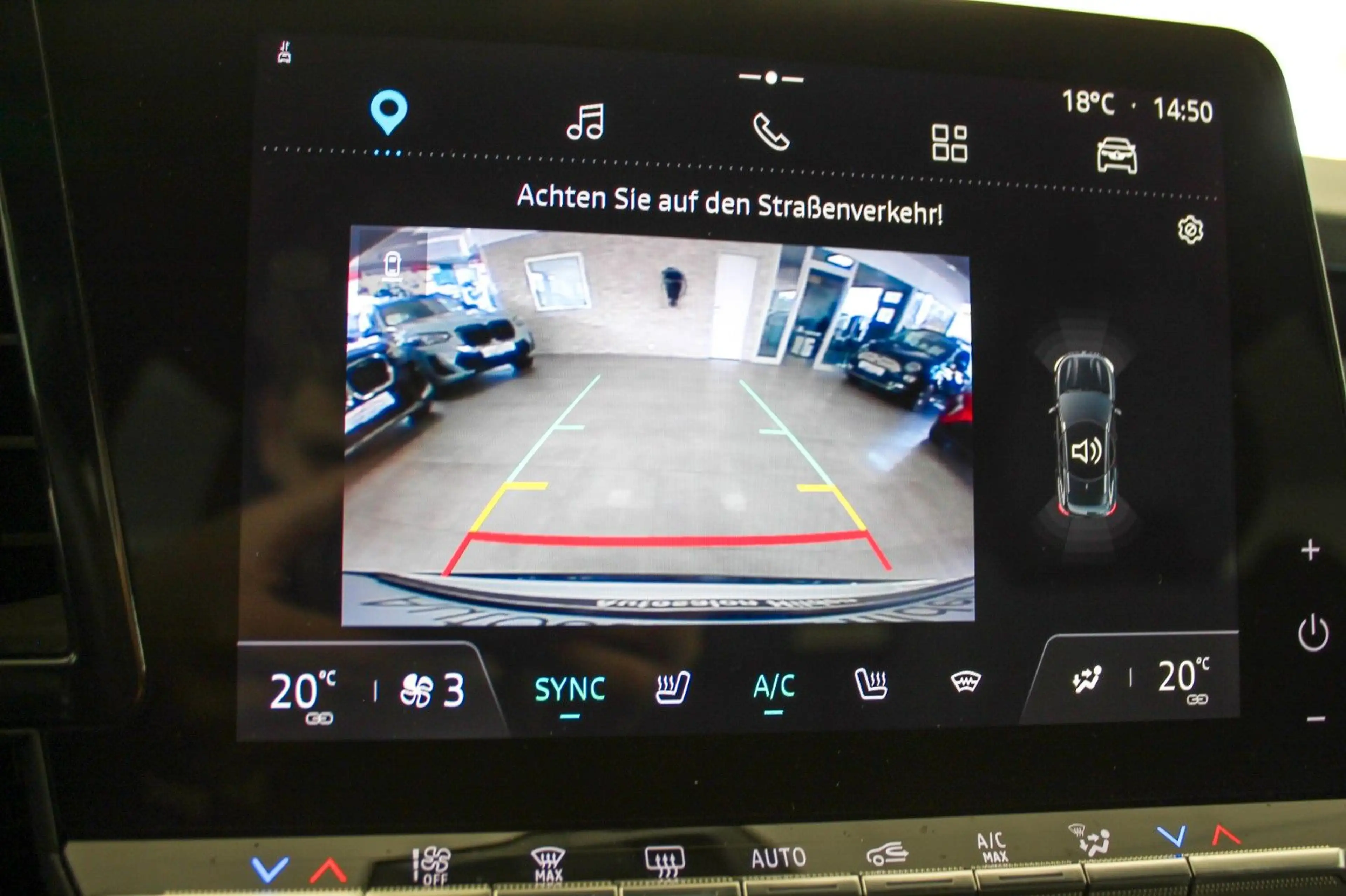 Renault Austral 1.3 TCe 160 Evolution Aut. Navi LED DAB — photo 12