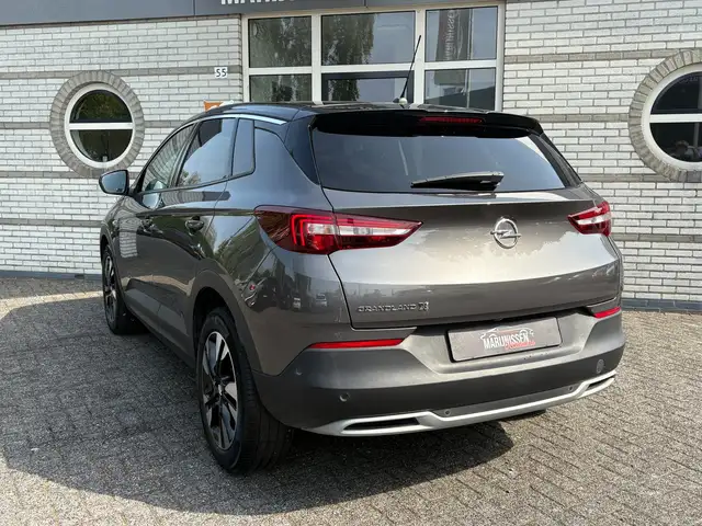 Opel Grandland X view 4