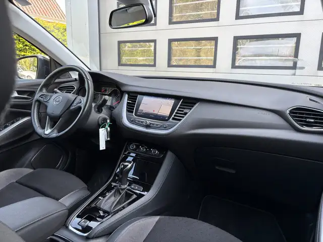 Opel Grandland X view 19