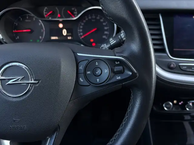 Opel Grandland X view 12