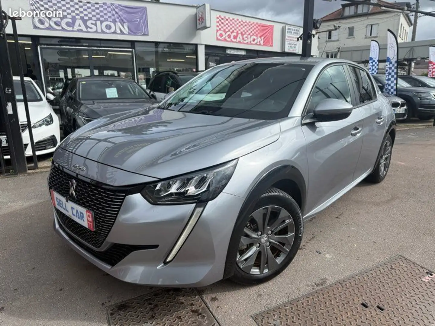 Peugeot 208 E-208 136ch Active Business 11-2021 Weiß - 1