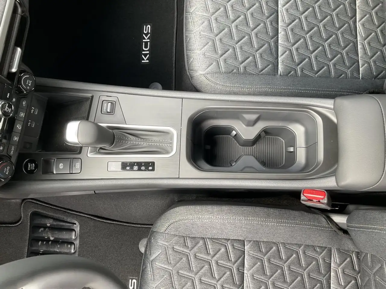 Nissan Kicks fotografie Nissan Kicks