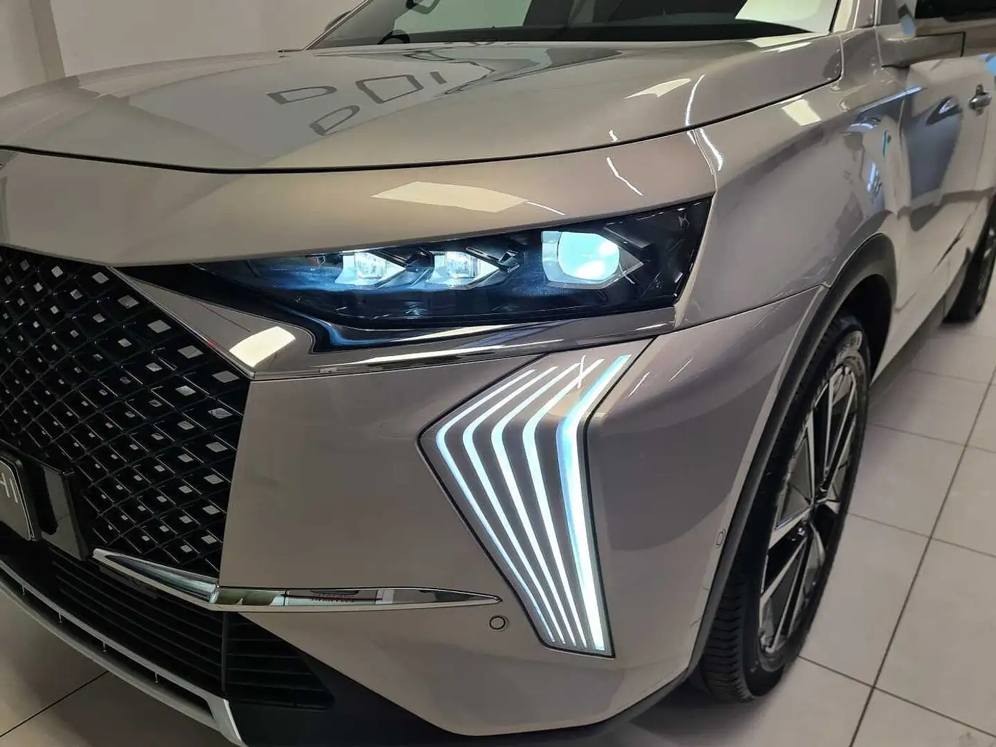 DS Automobiles DS 7 Opera 1.5 130cv BlueHDi EAT8 AZIENDALE! Gri - 2