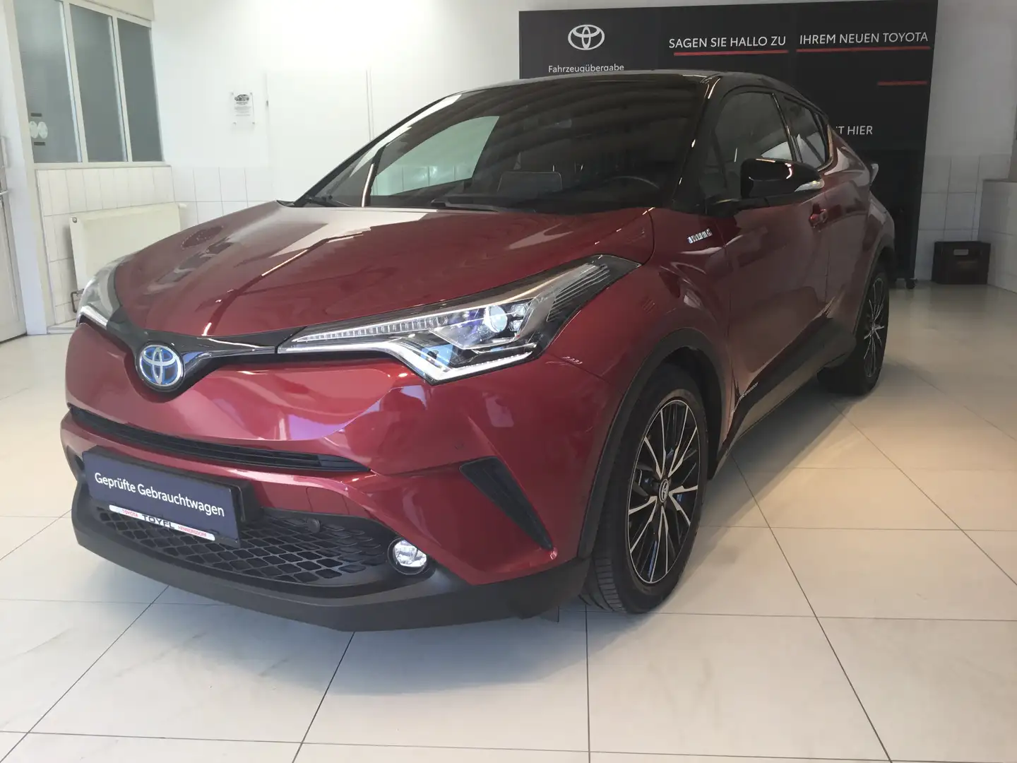 Toyota C-HR C-HR 1,8 Hybrid C-LUB CVT Rot - 1