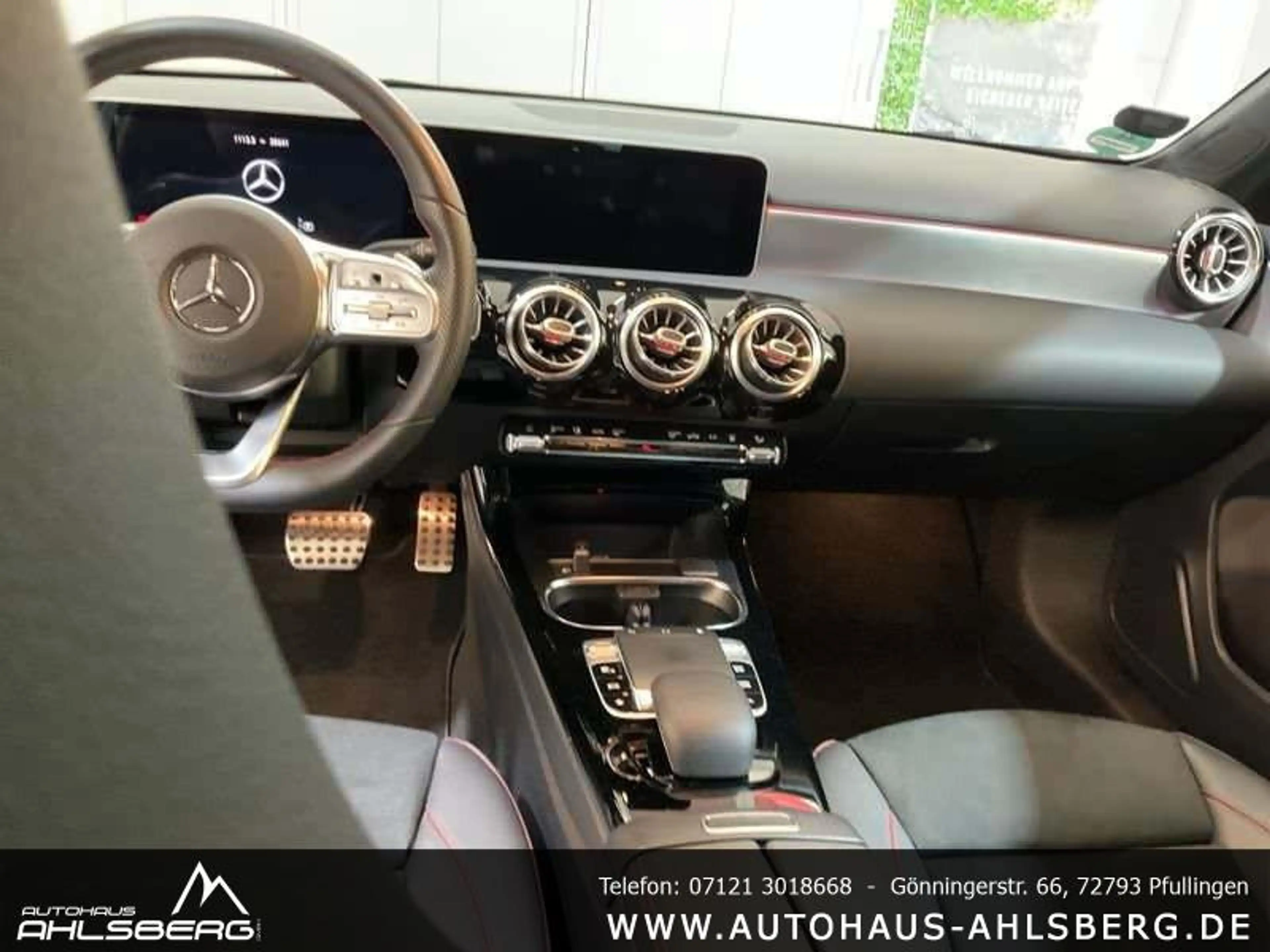 Mercedes-Benz A 250 AMG NIGHT/ DIST./360°/STHZ/MULTIBEAM/MEMORY — photo 5