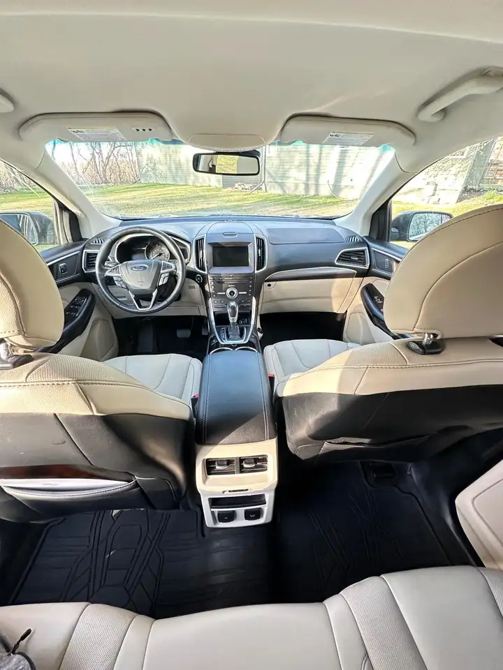 Ford Edge fotografie Ford Edge