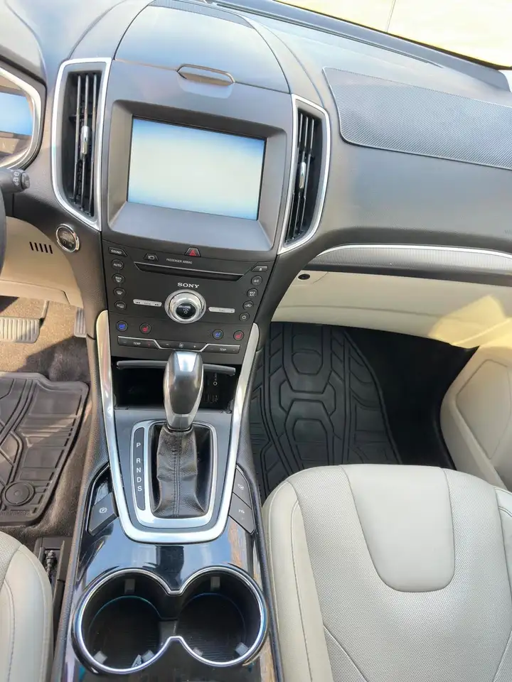 Ford Edge fotografie Ford Edge