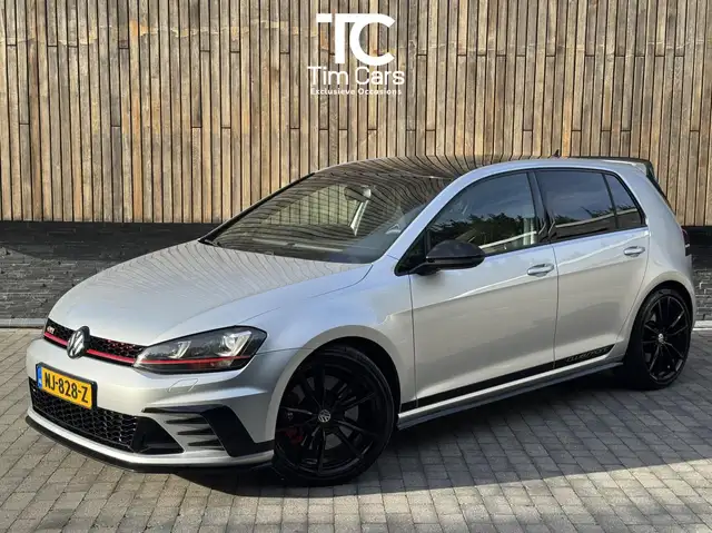 Volkswagen Golf GTI 2.0 TSI Clubsport Automaat | Schaalstoelen | Getun