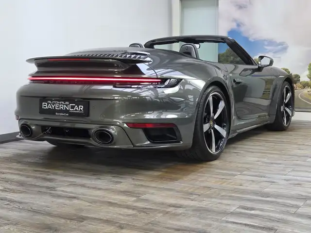 Porsche 992 view 6