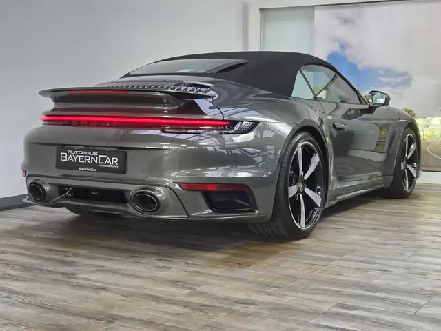 Porsche 992 view 12