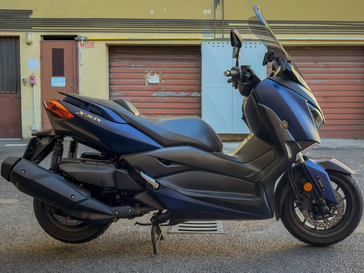 Yamaha X-Max 400