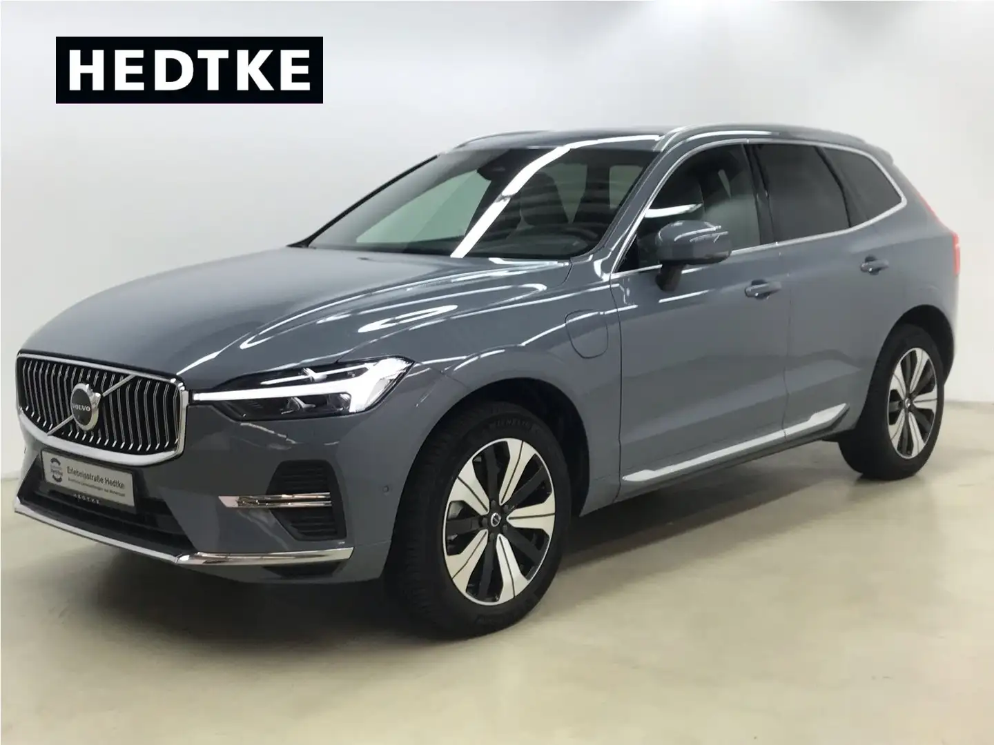 Volvo XC60 T6 Recharge AWD Plus Bright 19"+H&K+360° Szary - 1
