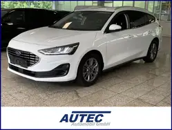 Ford Focus Turnier Titanium 1.5 TDCI LED+NAV+KAMERA