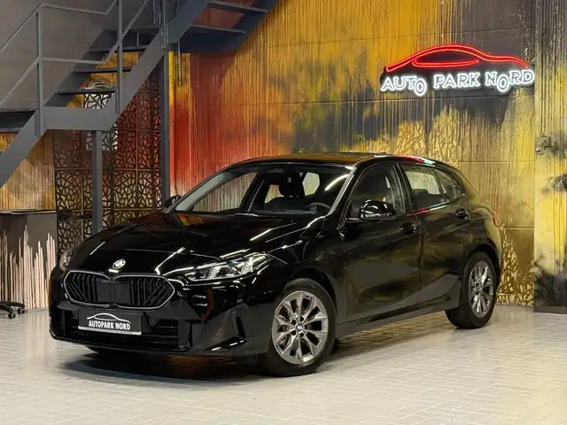 BMW 120 i Aut. LED~HEADUP~KAMERA360~ICONIC GLOW~DAB+