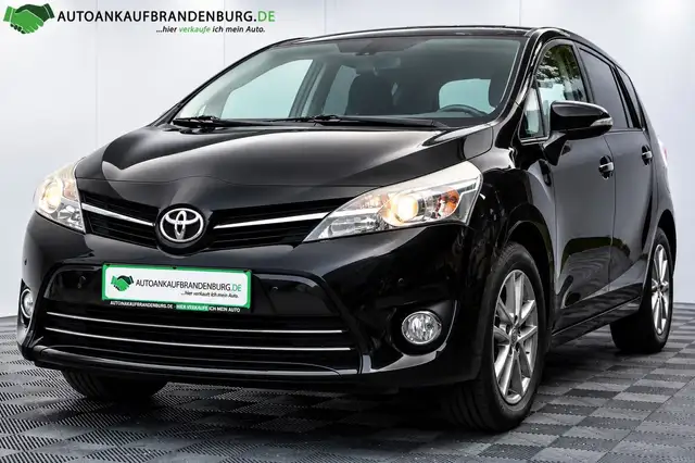 Toyota Verso SkyView Edition