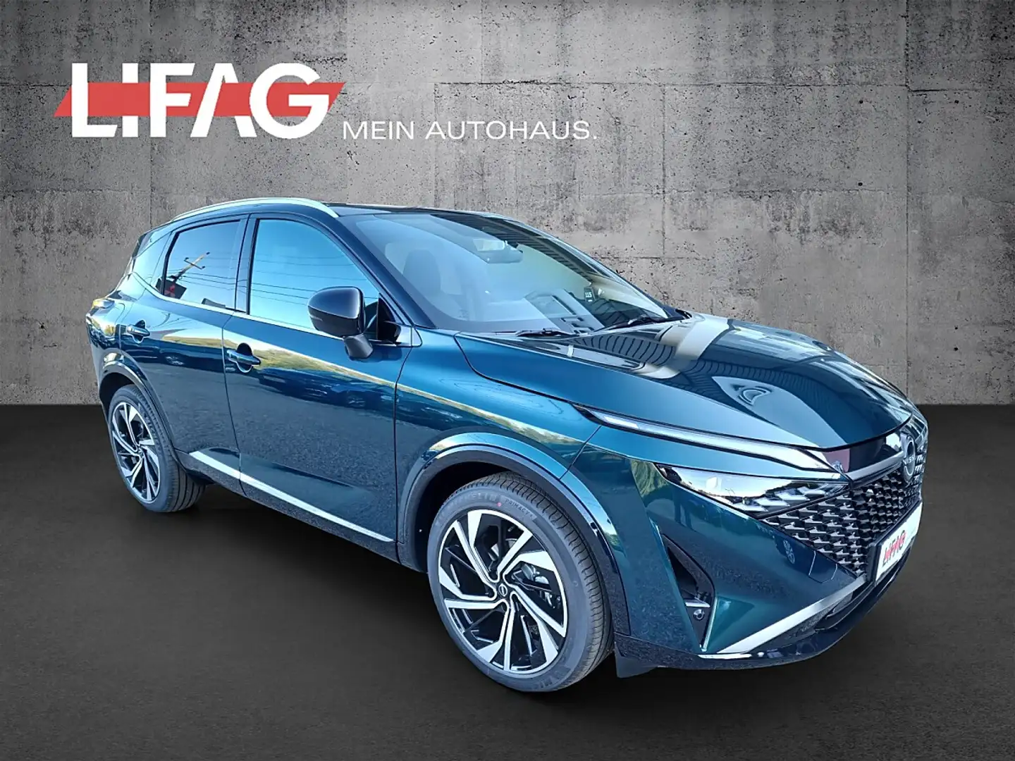 Nissan Qashqai 1,3 DIG-T MHEV Tekna+ Xtronic *ab €33.990,-* Grün - 1