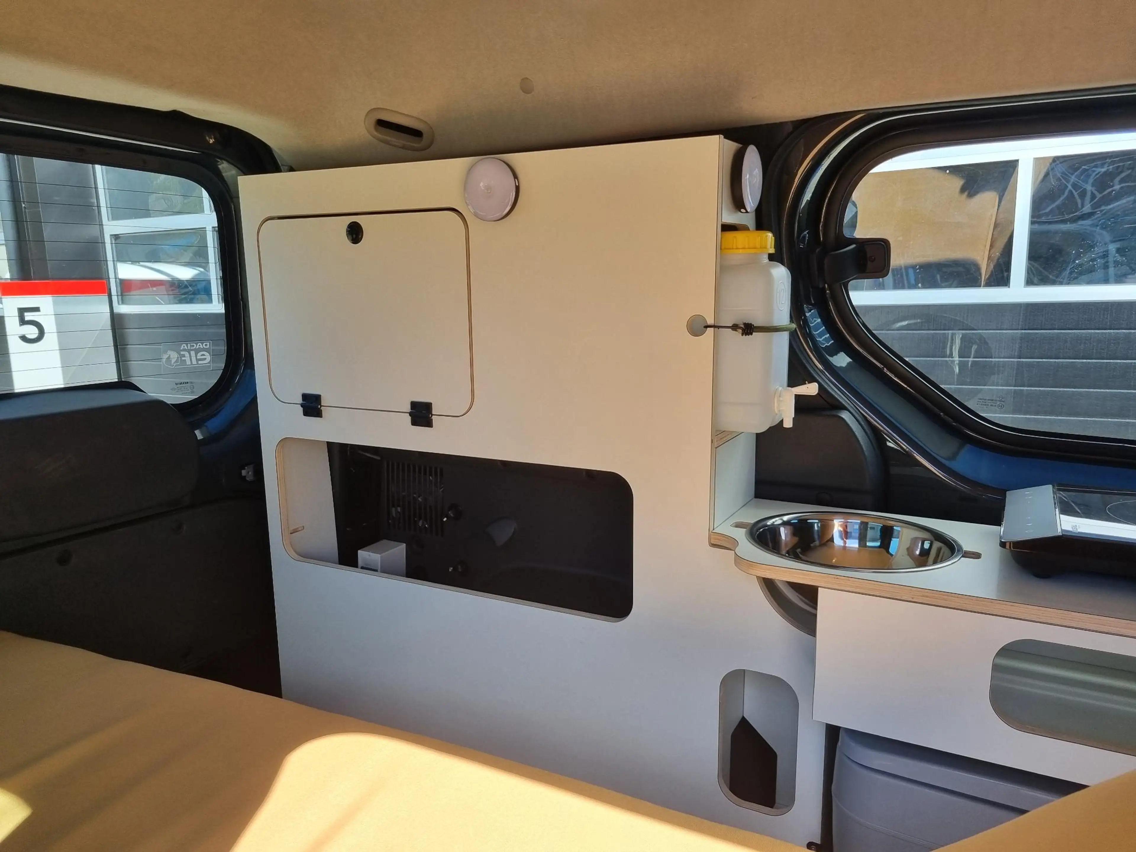 Dacia Dokker 1.3 TCe 1-Pers. MINICAMPER — photo 9