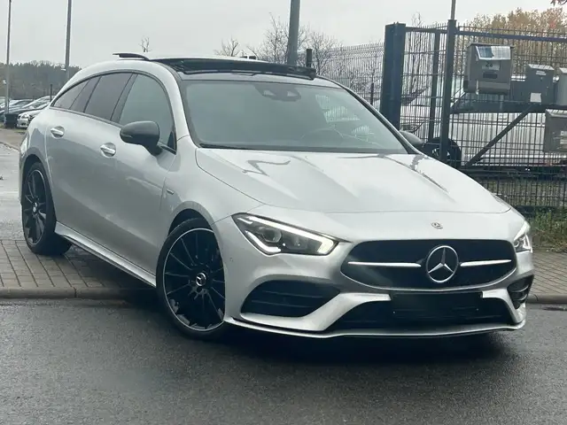 Mercedes-Benz CLA 220 Edition 1 AMG Pano LED MBUX 19 Zoll
