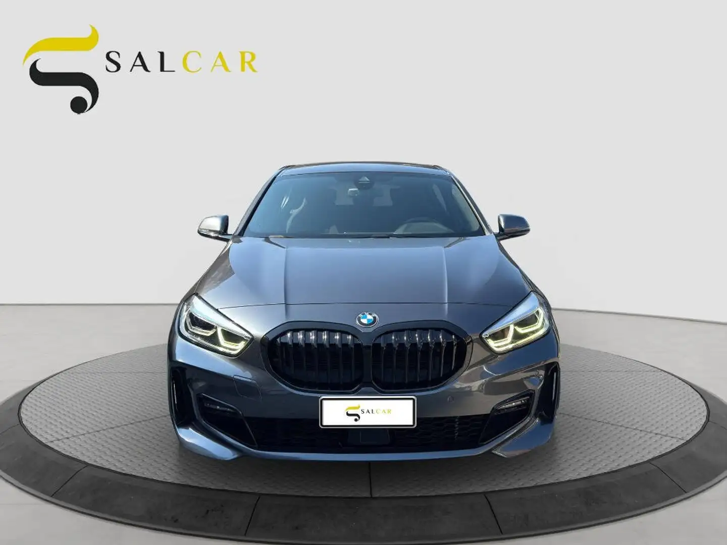 BMW 118 118d 150 CV Msport auto 2021 Grigio - 2