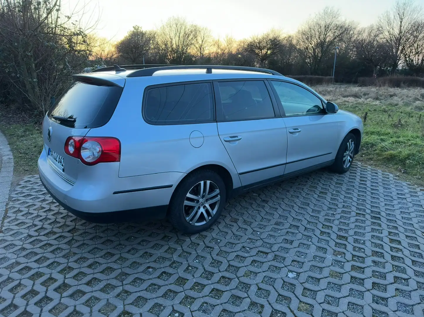 Volkswagen Passat 1.9 TDI Comfortline - 2